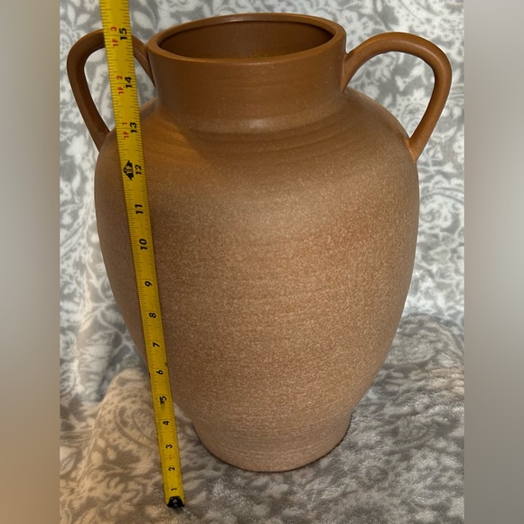 Large Ceramic Vase - Picture 9 of 9